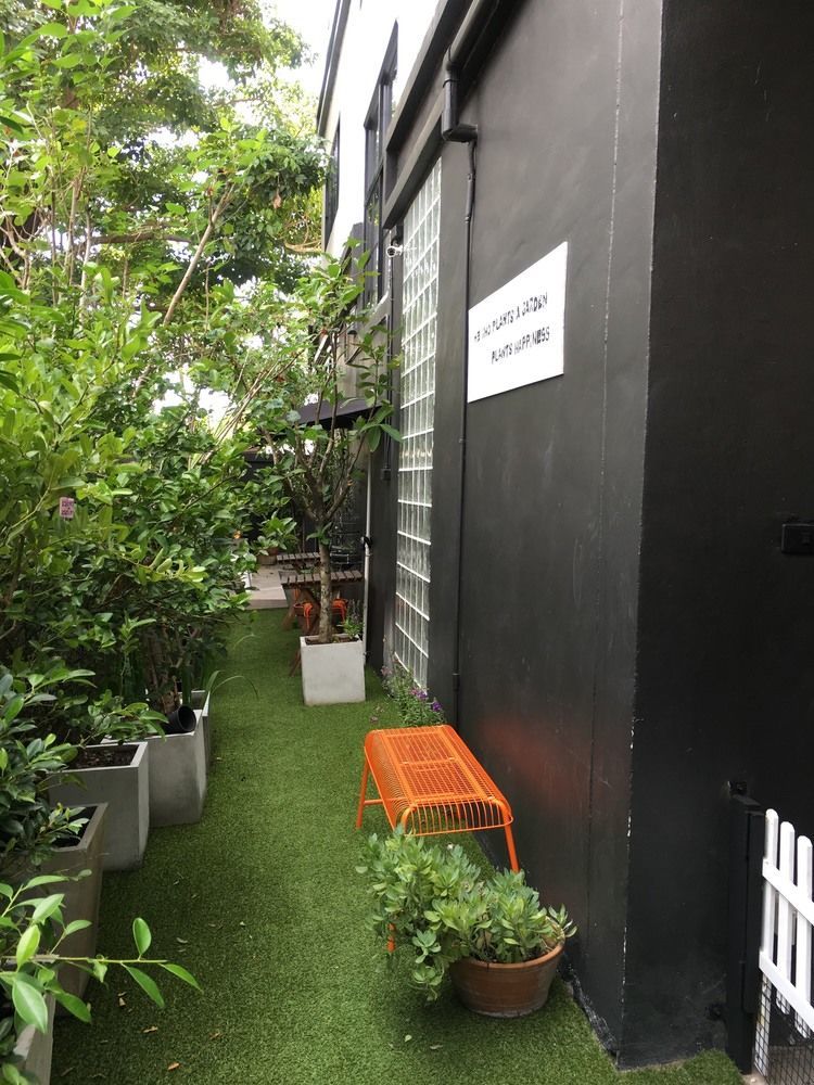 Niitra Hostel Ban Khlong Nang Li Экстерьер фото