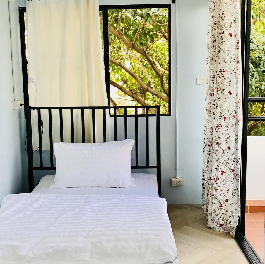 Niitra Hostel Ban Khlong Nang Li Экстерьер фото